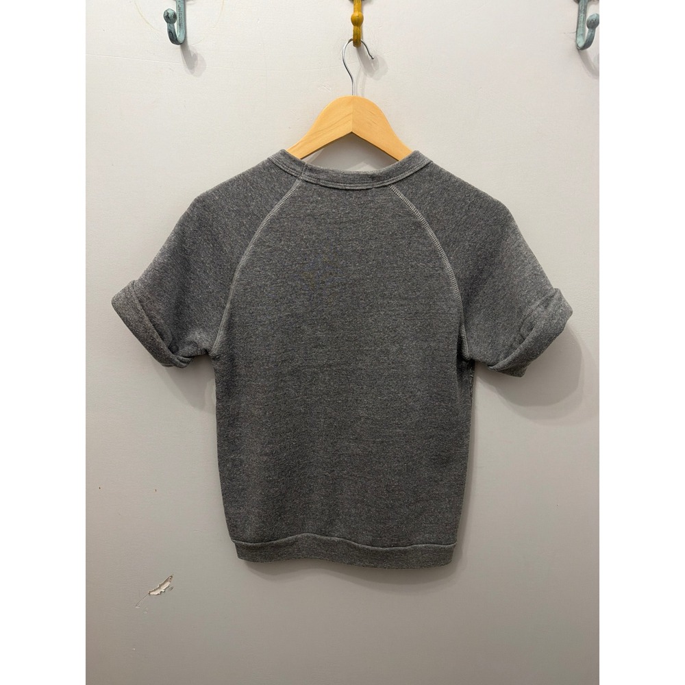 Bow & Drape Gold Glitter Sunday Funday Gray Sweatshirt T-Shirt Size Small - Picture 4 of 4